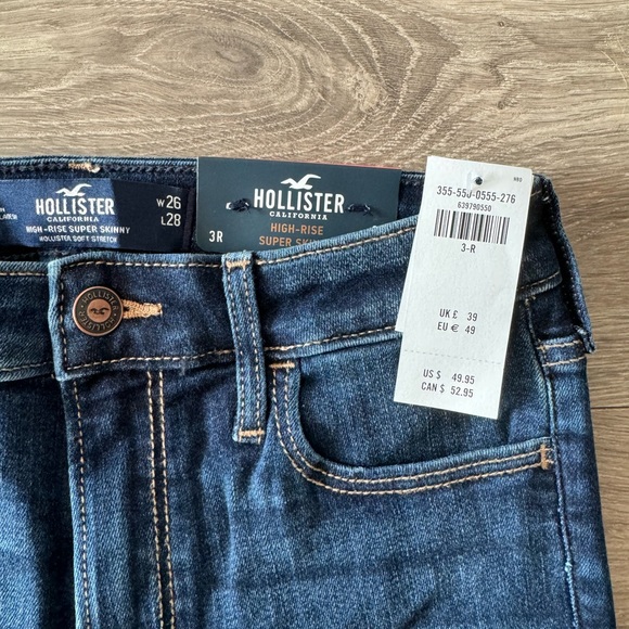 Hollister High Rise Super Skinny - Picture 2 of 3